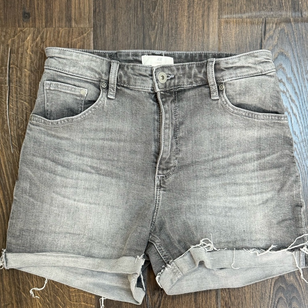 H&M Gray Washed Denim Shorts with Frayed Cuff